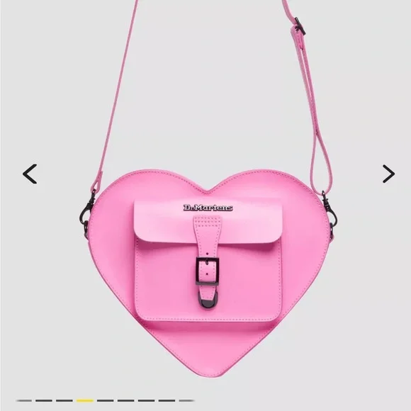 Dr. Martens💕 NEW WITH TAGS/  Pink LEATHER convertible Shoulder Bag/ backpack - Picture 2 of 15